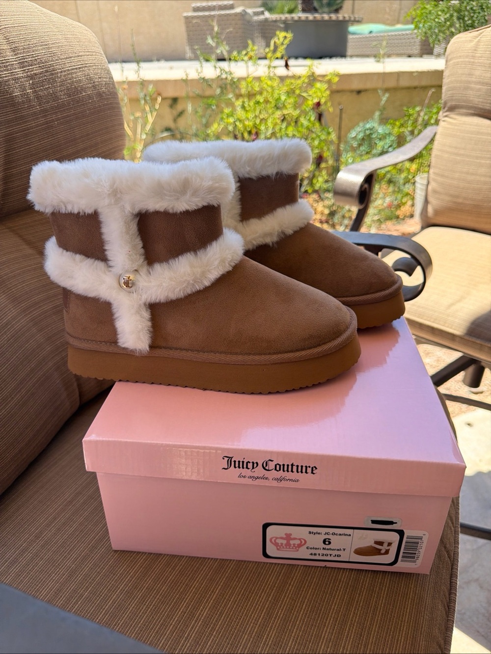 New Juicy Couture JC Ocarina  Women's Winter w/ FUR Boots Natural Suede 7 M Rare